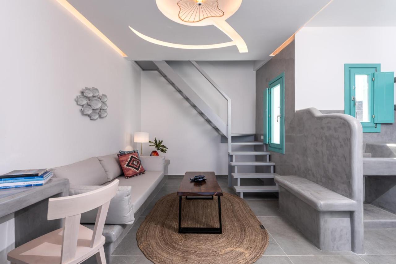 ホテル Santa Irina Luxury Sunny Lofts ペリヴォラス エクステリア 写真
