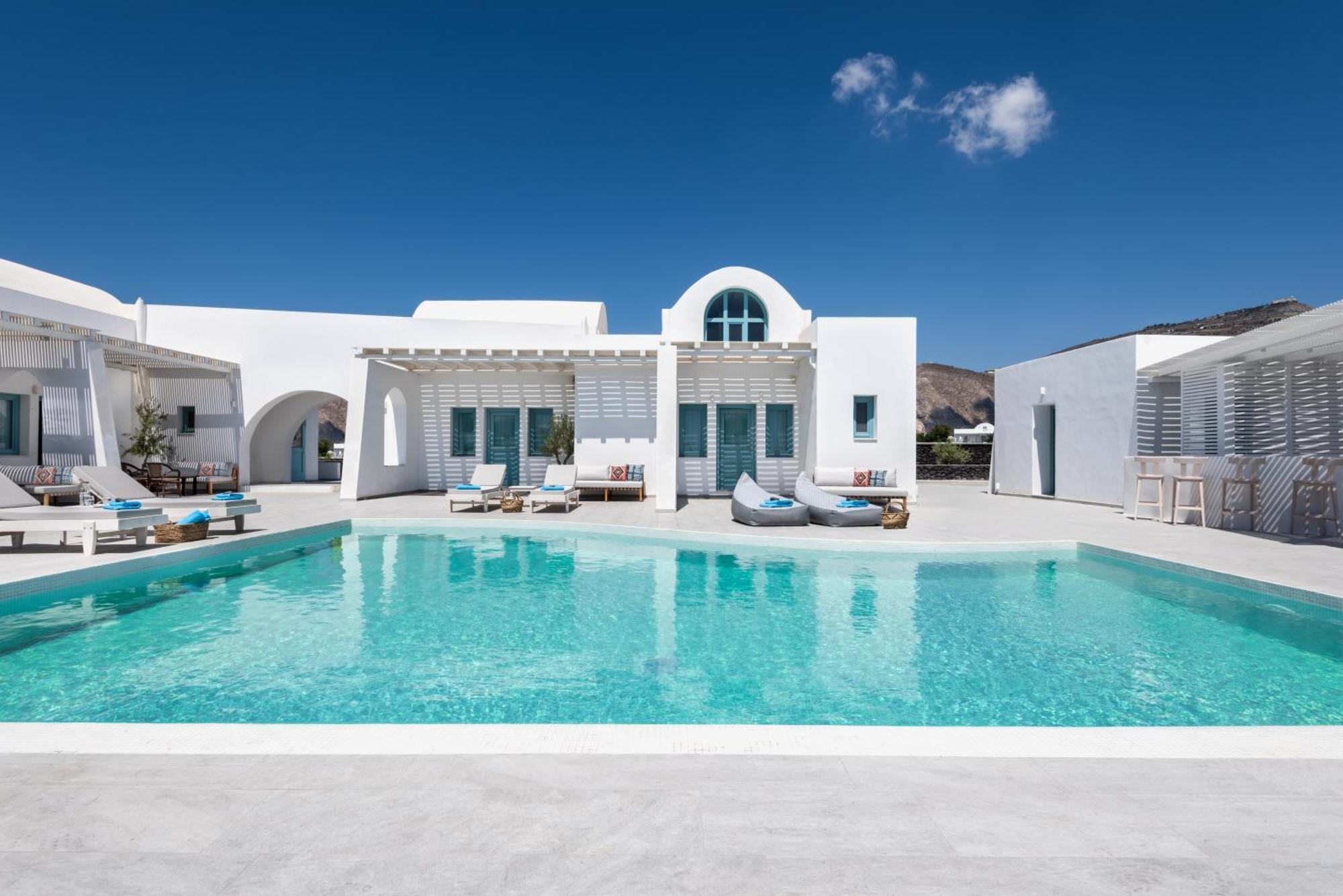 ホテル Santa Irina Luxury Sunny Lofts ペリヴォラス エクステリア 写真