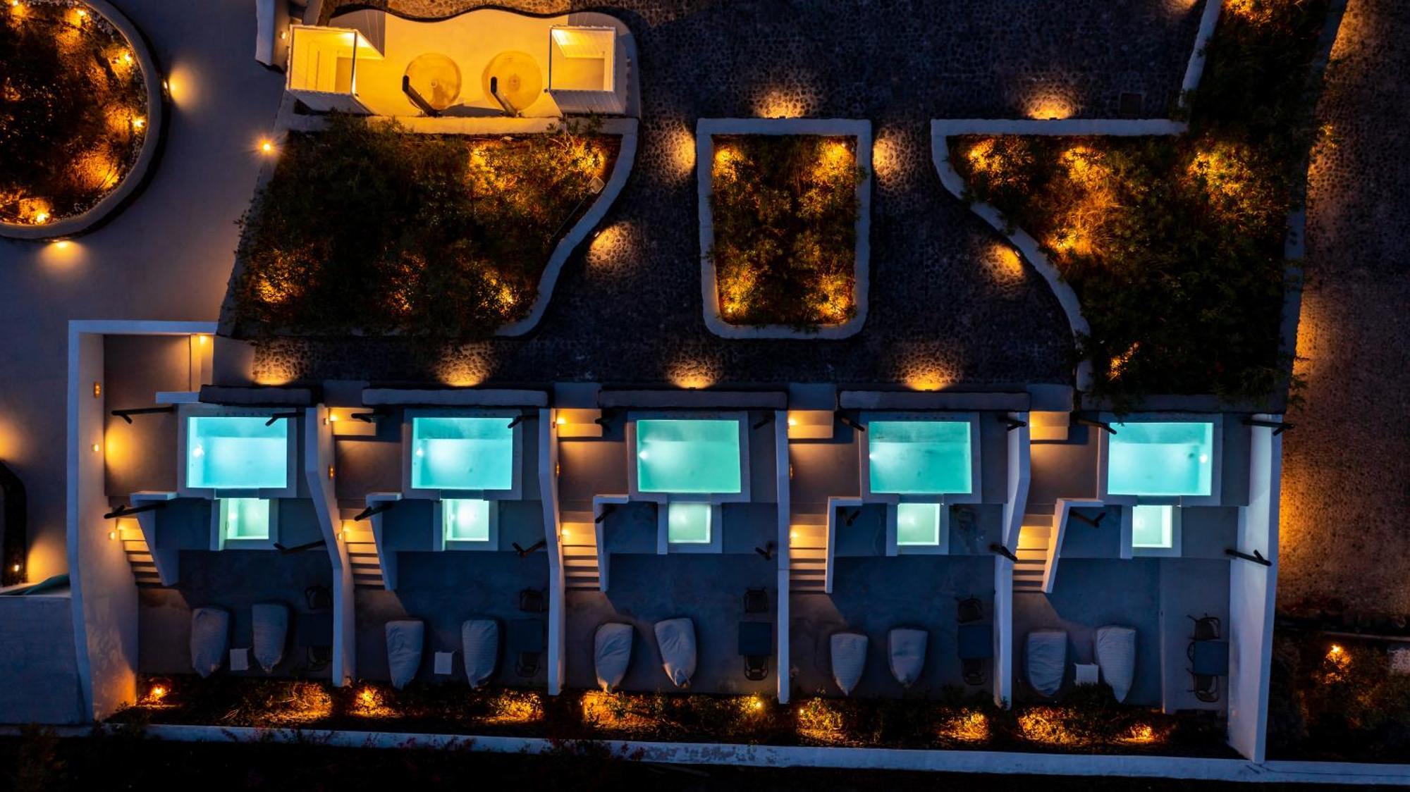 ホテル Santa Irina Luxury Sunny Lofts ペリヴォラス エクステリア 写真